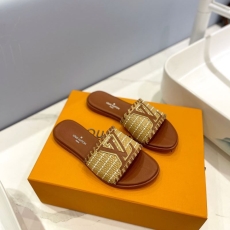 Louis Vuitton Slippers